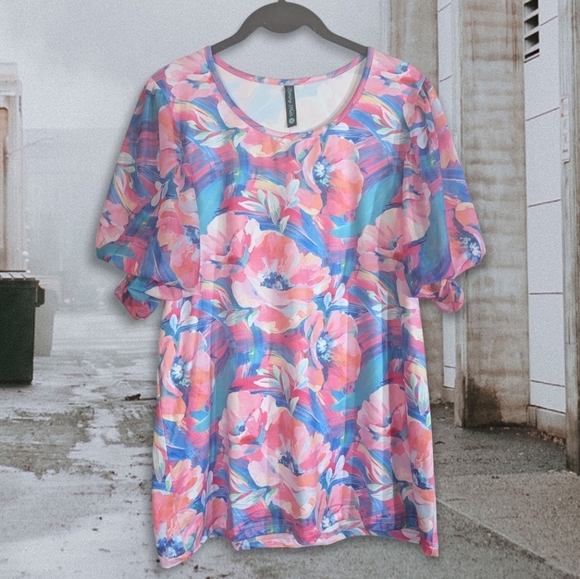 NWT Sterling Kreek Floral Pink and Blue Women's Top Size Small - Picture 2 of 7